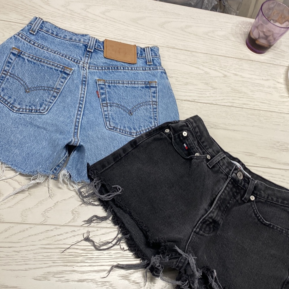 2 two Shorts jeans